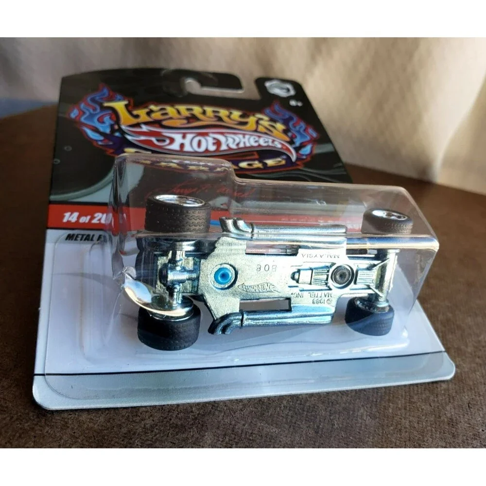 2009 Hot Wheel T-BUCKET Metalflake Silver LARRY'S GARAGE SERIES 14/20 1:64 RR5SP